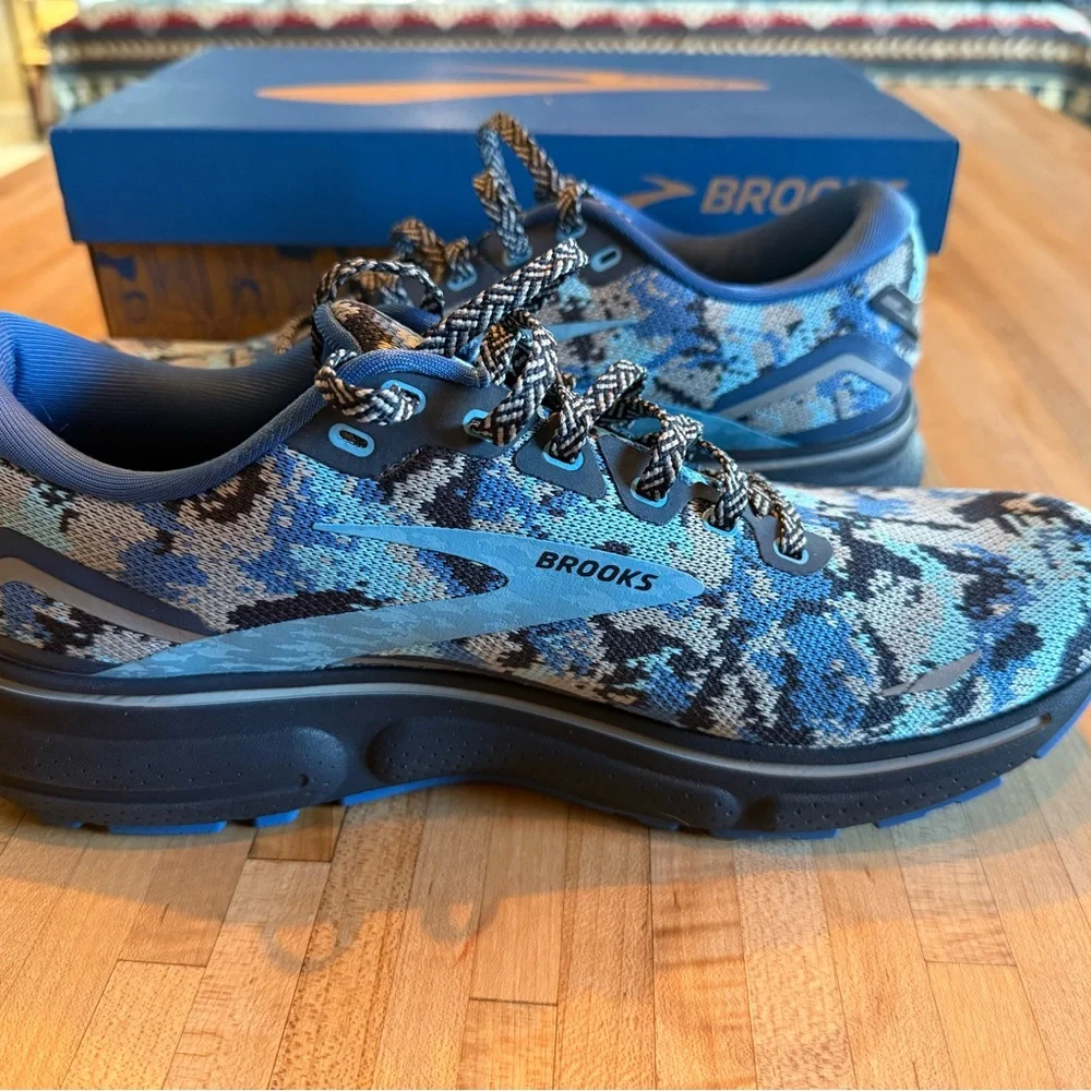 Brooks Ghost 15 Blue and Black Camo Running Shoes Men’s 9 Med/D - Picture 14 of 16
